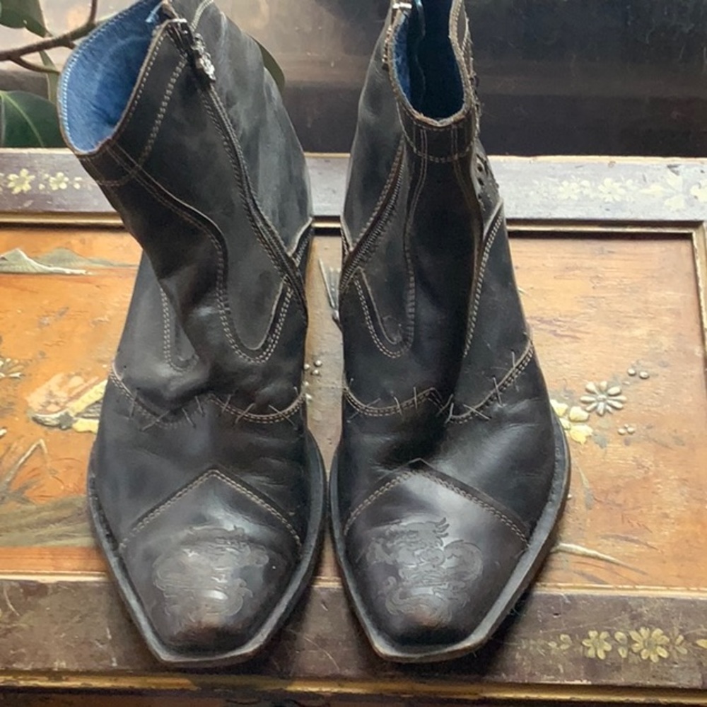 Vintage Mark Nason Dragon Boots SZ 11